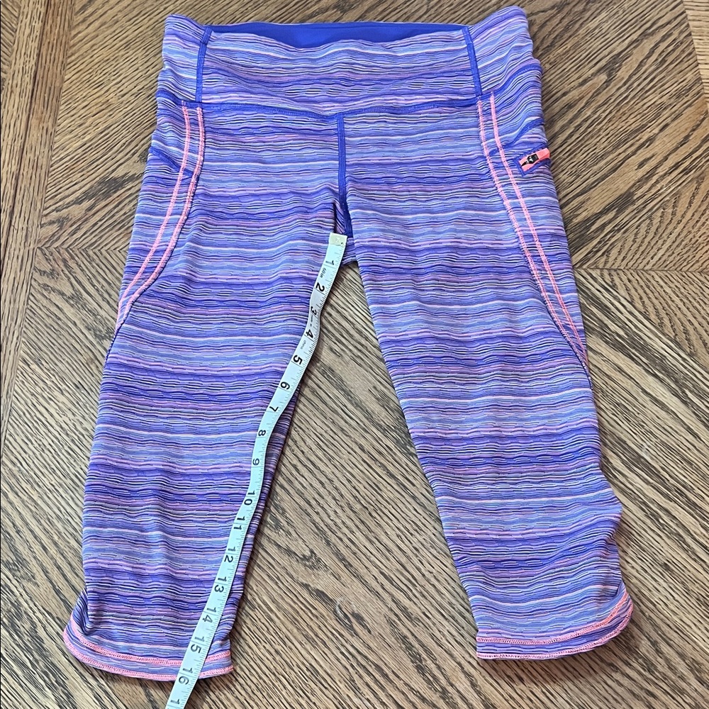 Lululemon Athletica crop leggings